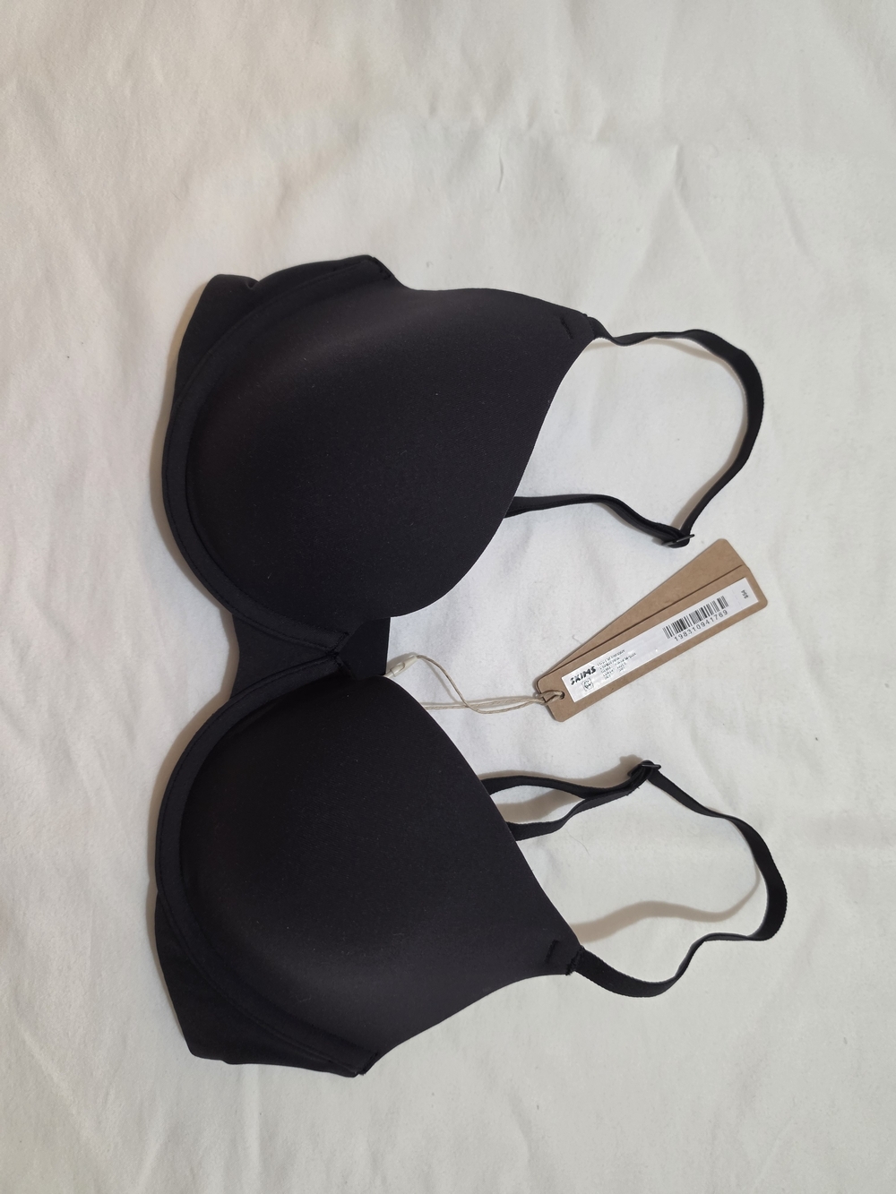 SKIMS Black Seamless Molded T-Shirt Bra
